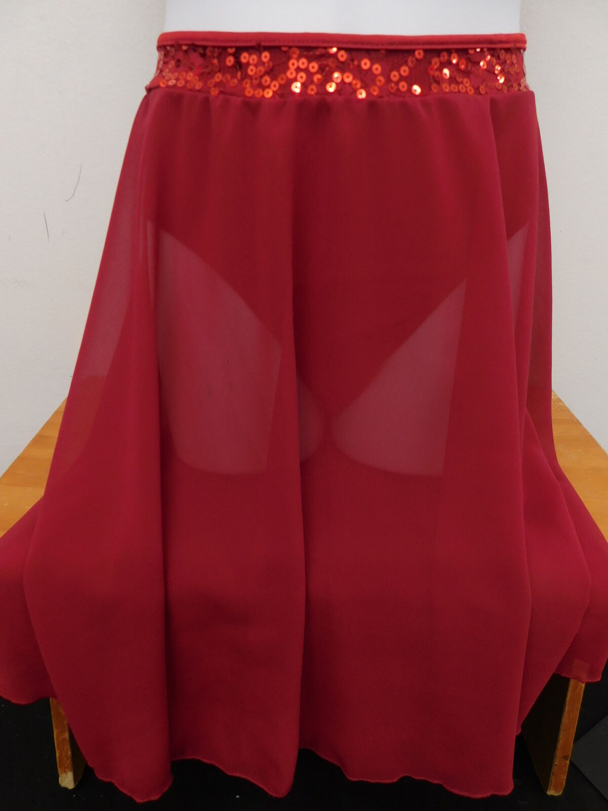 Pre-Owned Costume XL Child Red iefiel Lyrical Contemporary 2 pc Sequin Skirt