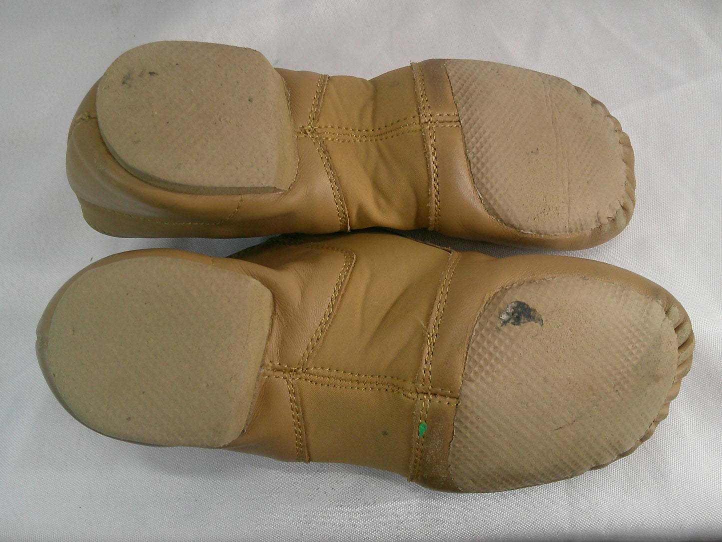 Pre-Owned Jazz Shoes Revolution Adult 2M Slip On Leather Split Sole