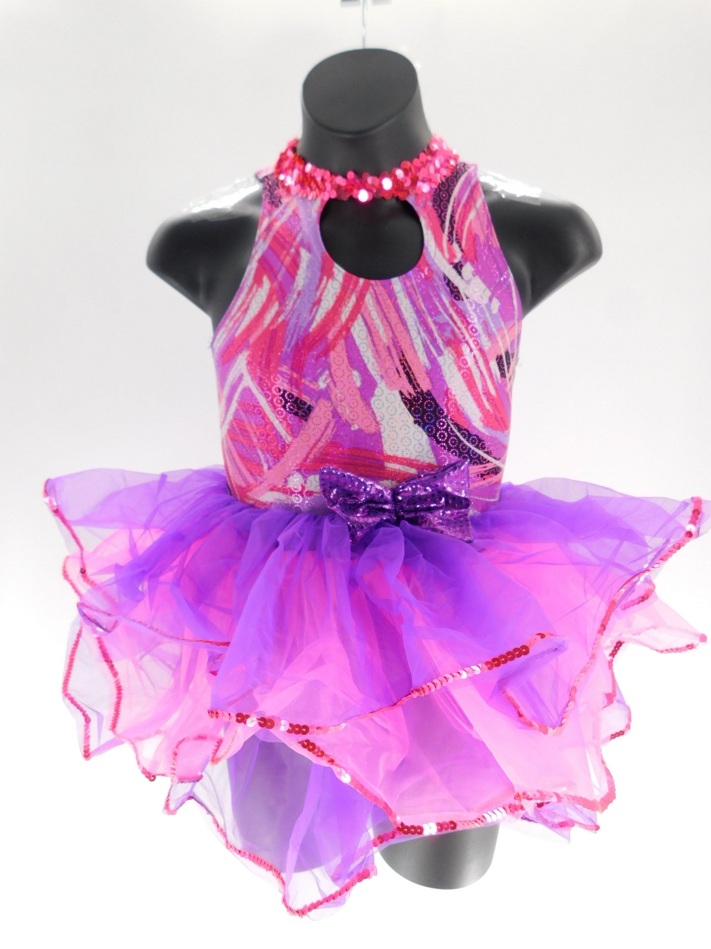 Pre-Owned Costume Wish Come True  V1681 Intermediate Child Hot Pink Tutu Jazz Sequin