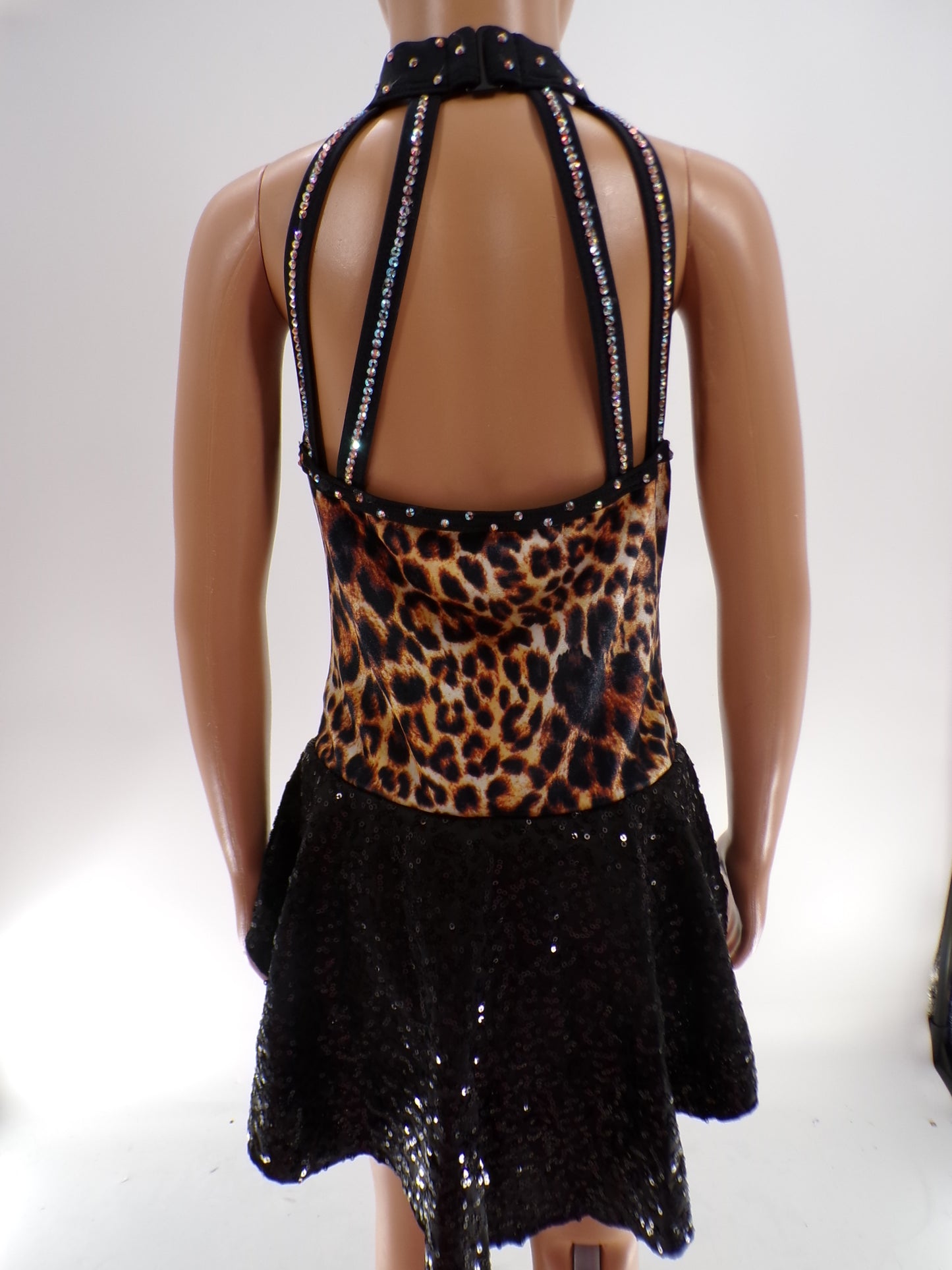 Pre-Owned Costume Weissman  D12759 Large Child Leopard  Jazz Acro Rhinestones