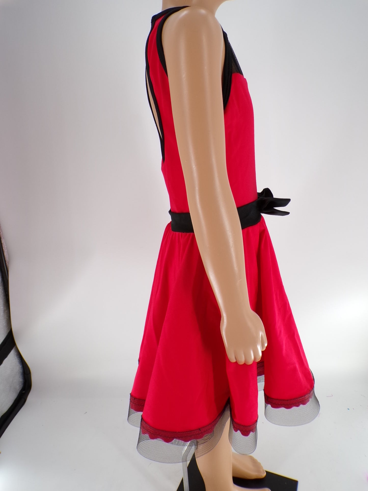 Pre-Owned Costume Curtain Call  P749 Medium Child Red  Jazz