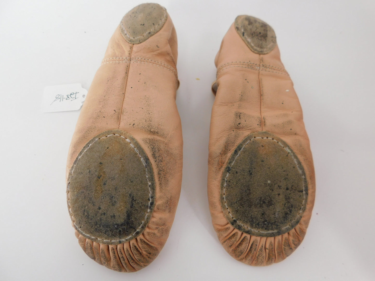Pre-Owned Ballet Shoes DUX Dance Adult 6.5M  Man Made  Split Sole