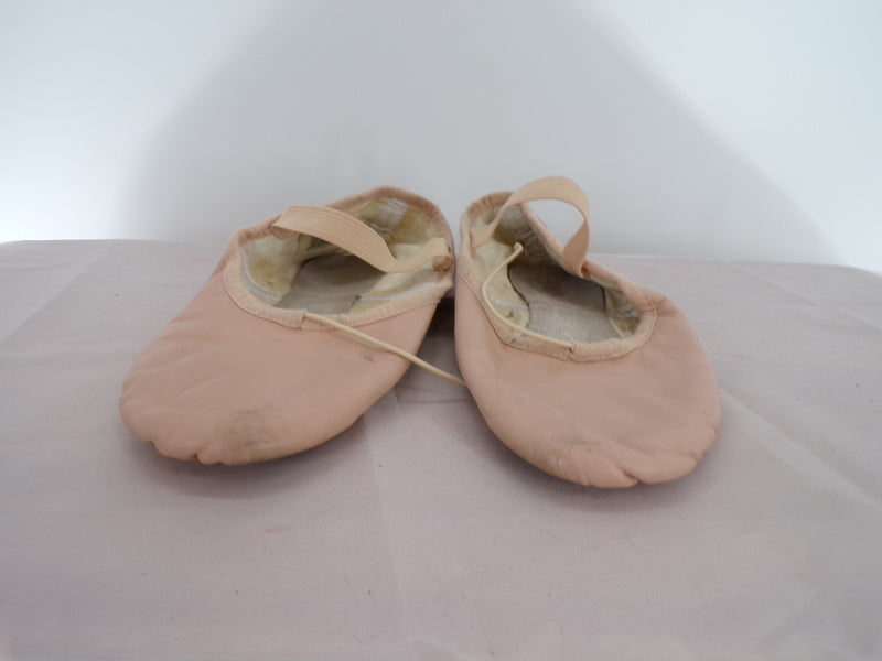 Pre-Owned Ballet Shoes Bloch Big Kid 2B  Leather Single Strap Full Sole