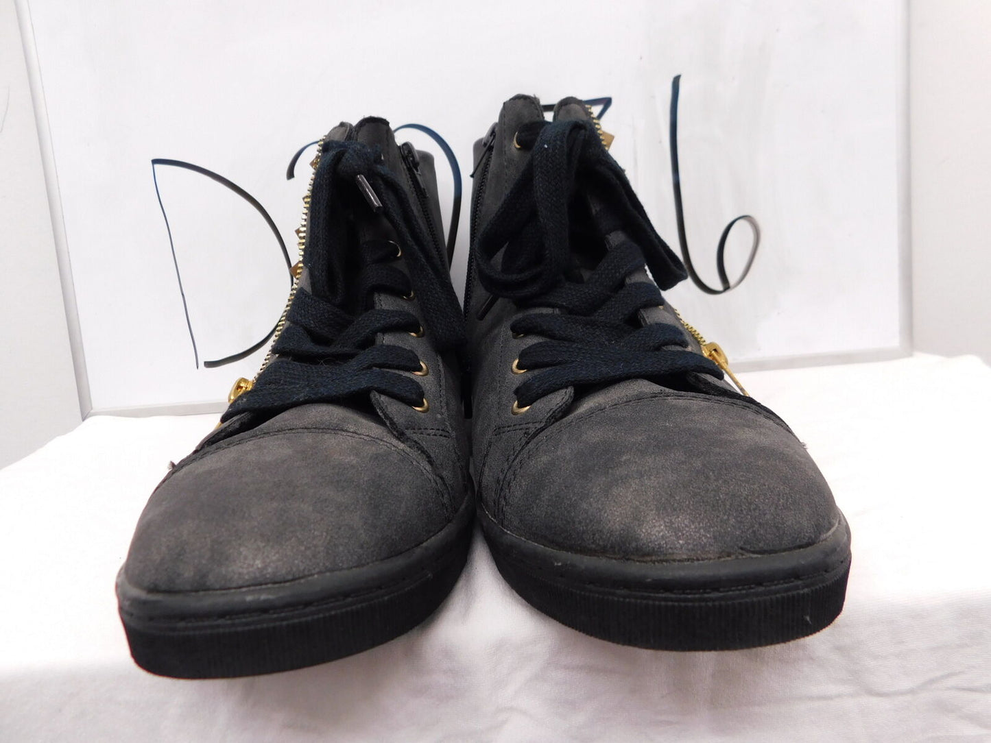 Pre-Owned Hip Hop Shoes Gia Mia Adult 8M Sneakers Pleather