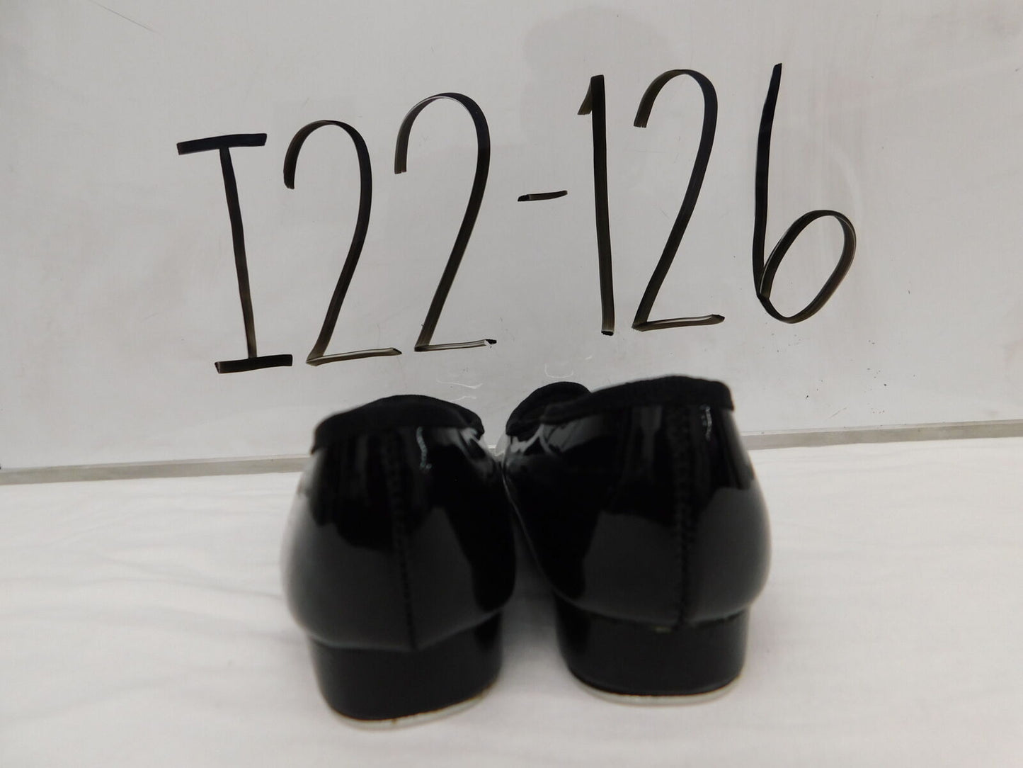 Pre-Owned Tap Shoes Dance Class Toddler 9M Tyette Leather Ribbon or Elastic Student