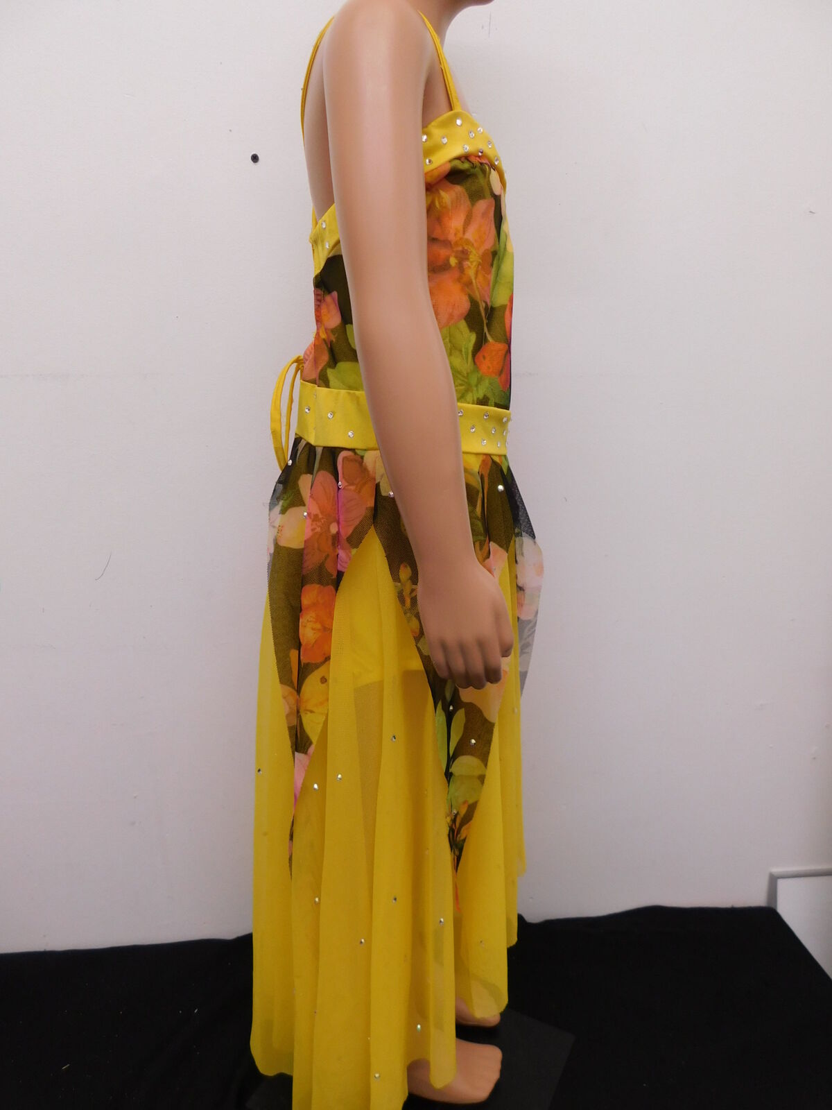 Pre-Owned Costume Kelle   Large Child Yellow Flowy Dress Lyrical Stones