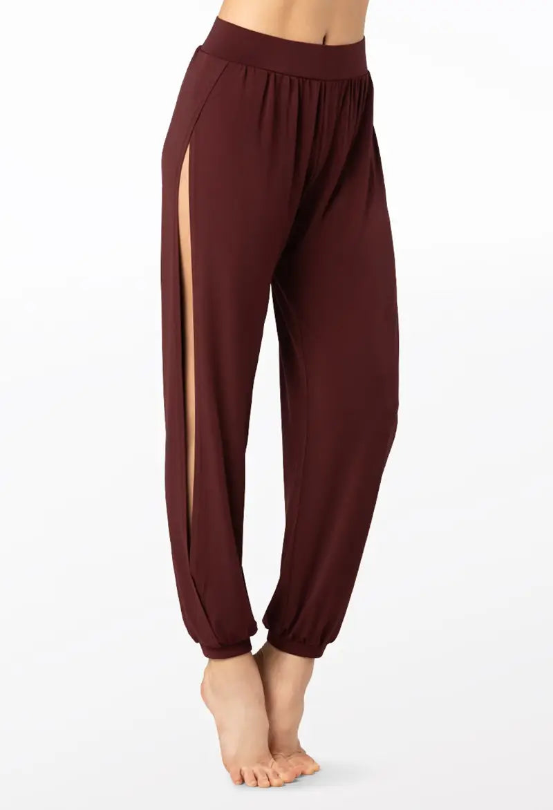Pre-Owned Costume Medium Child Burgundy Weissman MJ13068/MJ12237 Jazz Contemporary Acro 2 pc Crop Pants